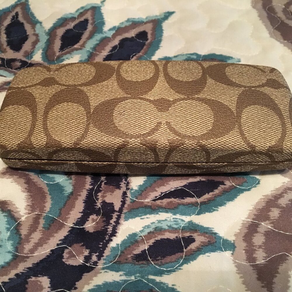 2010 Coach Signature Series Saddle Brown & Tan Hard Shell Eye Glasses Case